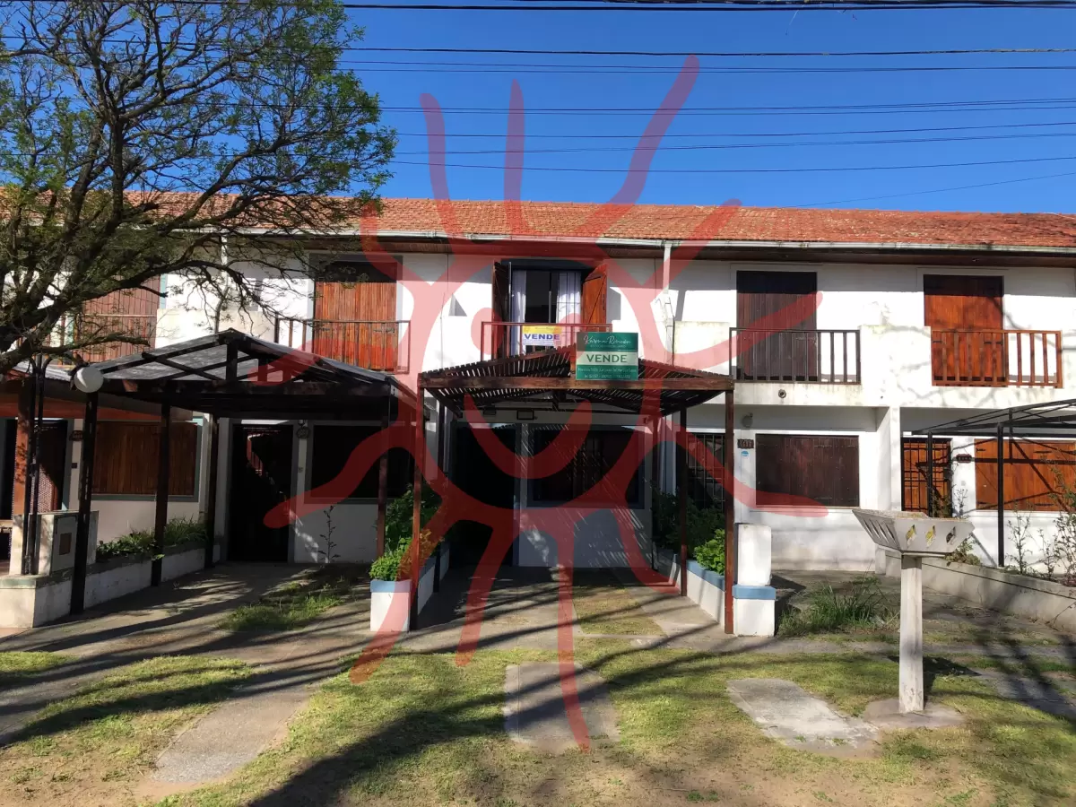 Foto del frente de la unidad clave 1900