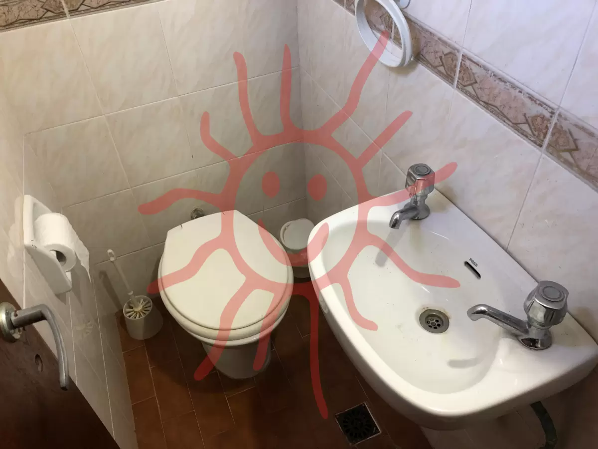 Foto del frente de la unidad clave 1732
