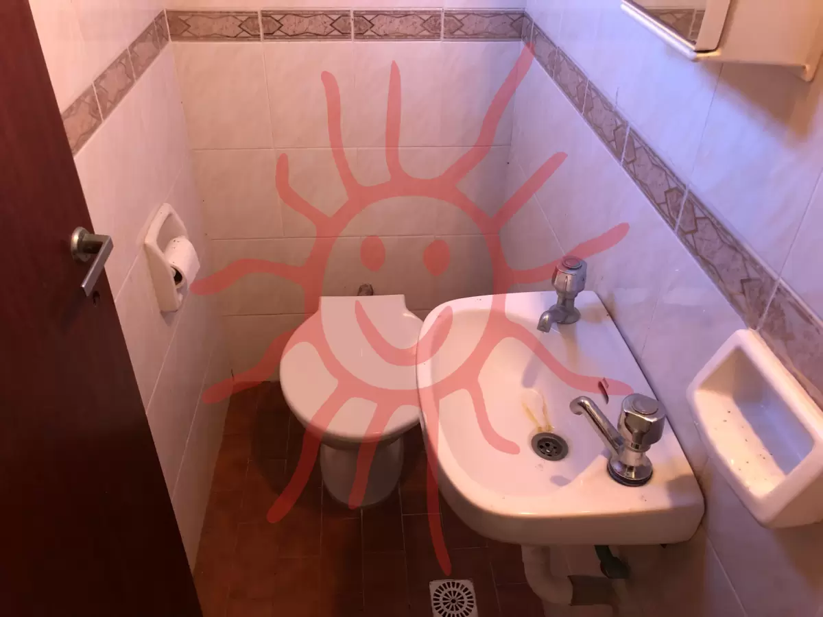 Foto del frente de la unidad clave 1733