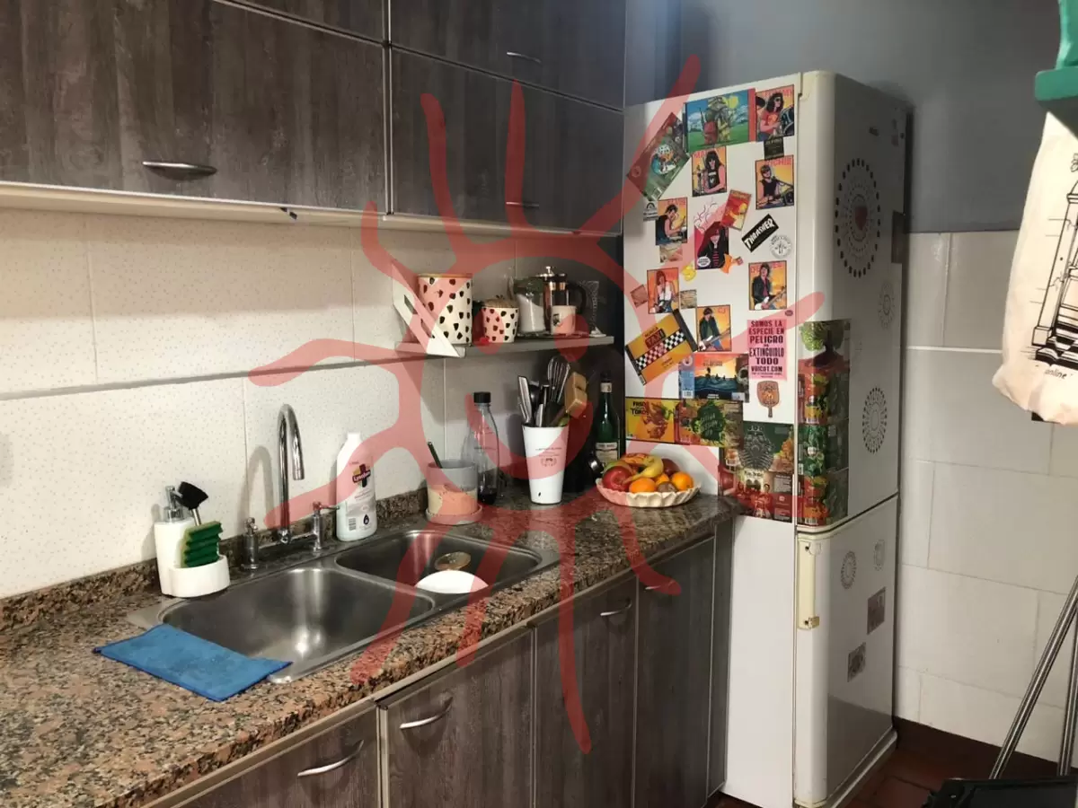 Foto del frente de la unidad clave 100