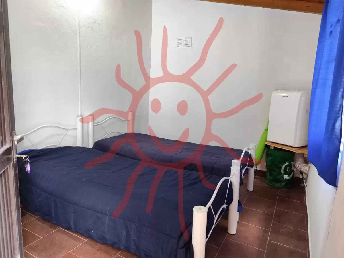 Foto del frente de la unidad clave 211